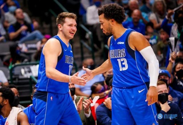 角色上做出 角色上做出