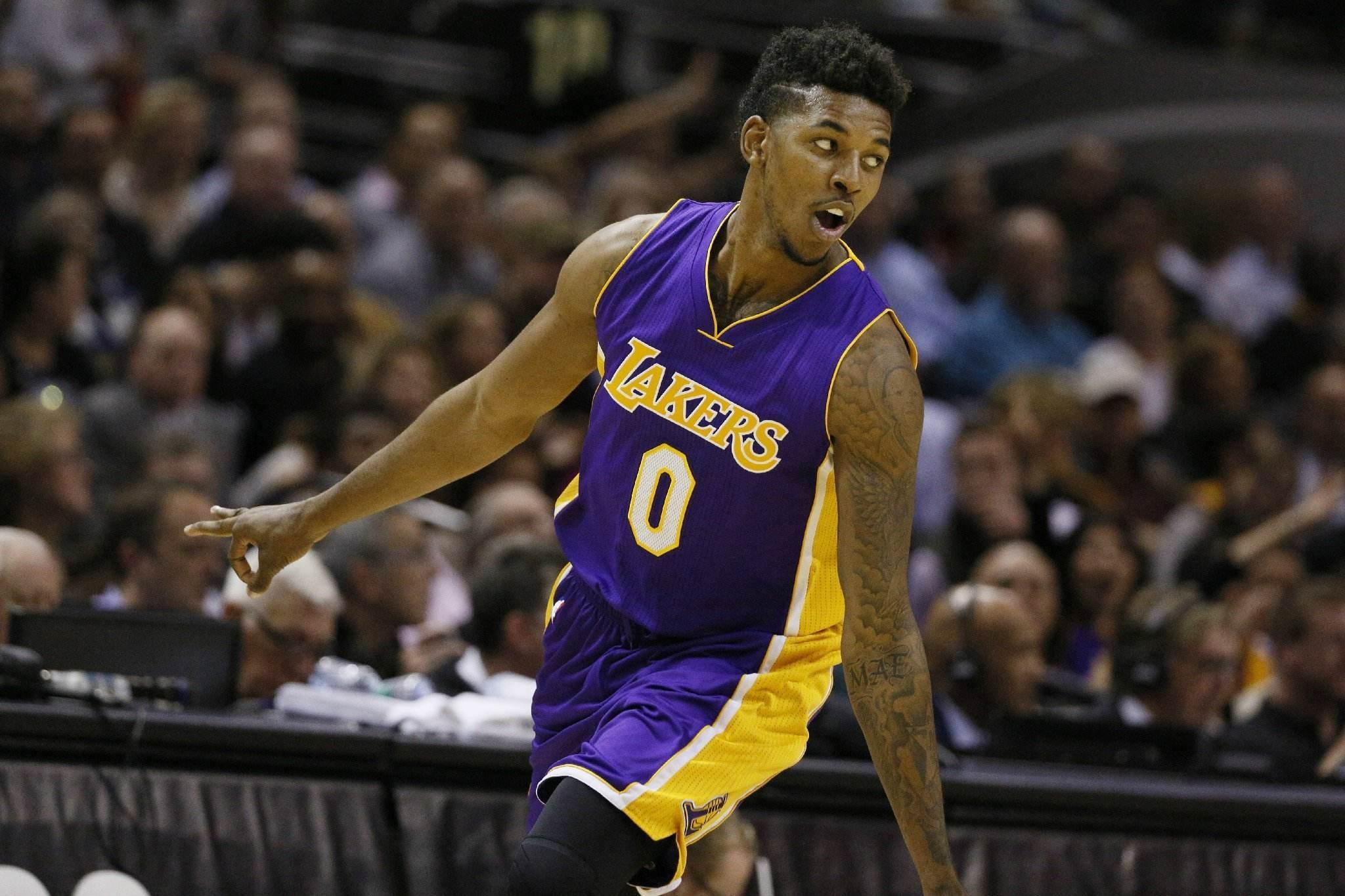 兼具球员 兼具球员